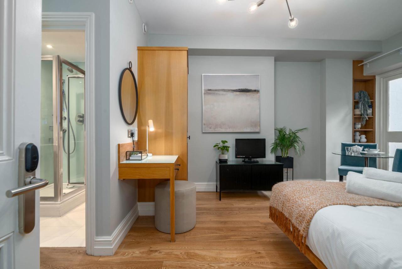 Апартаменты 5 Doughty Street Лондон Экстерьер фото