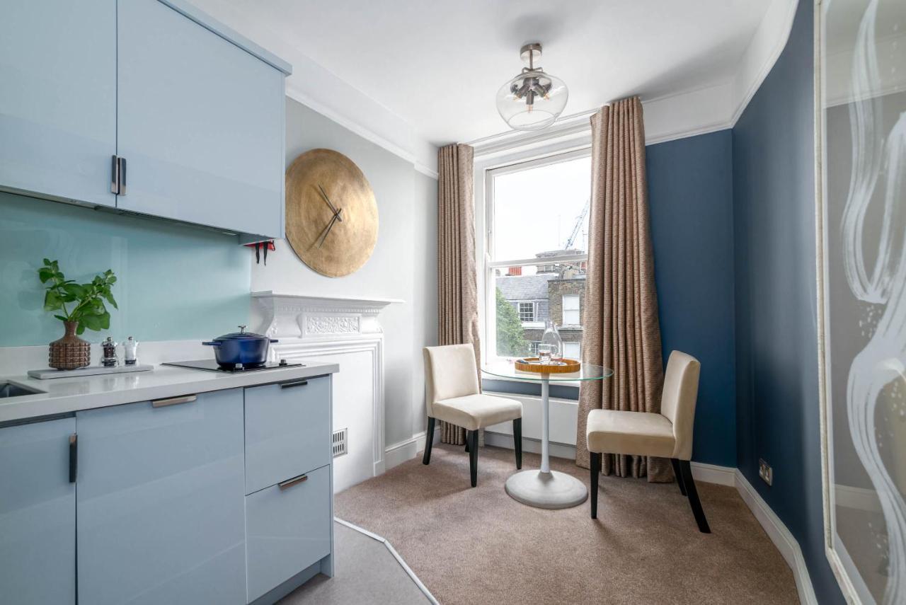 Апартаменты 5 Doughty Street Лондон Экстерьер фото